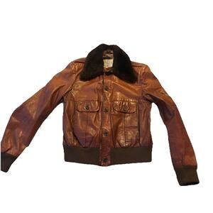 Vintage 1960s Wilson House Of Leather & Suede Faux Fur Collared Leather Jacket